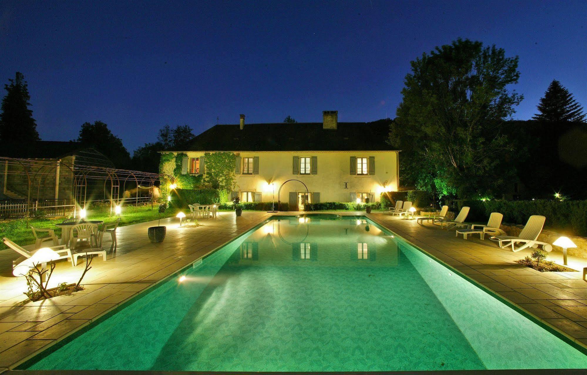 Le Moulin De Mitou Hotel Auriac-du-Perigord Exterior photo